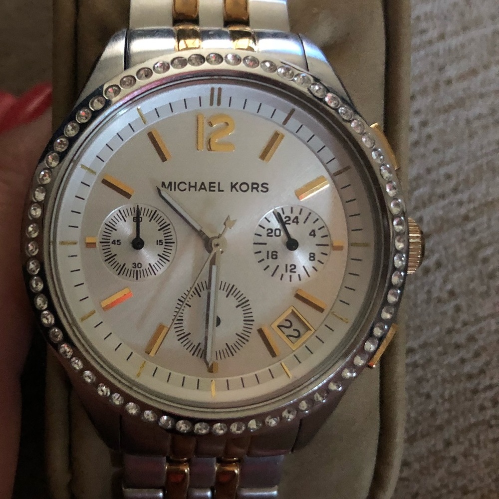 Gently used Michael kors watch, needs battery